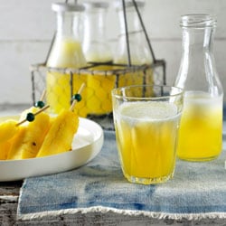 Non-Alcoholic Kids' Cocktail With Pineapple | Philips