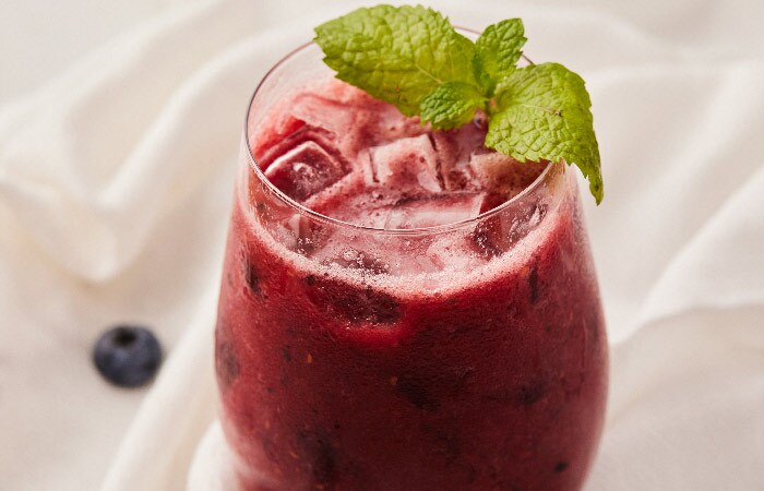 Sparkling Blueberry Mint Lemonade